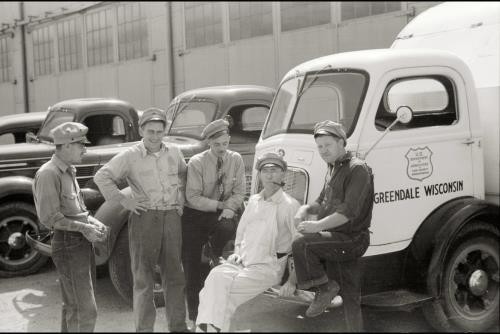 Maintenance Crew,Greendale,Wisconsin,WI,September 1939,John Vachon,FSA,4