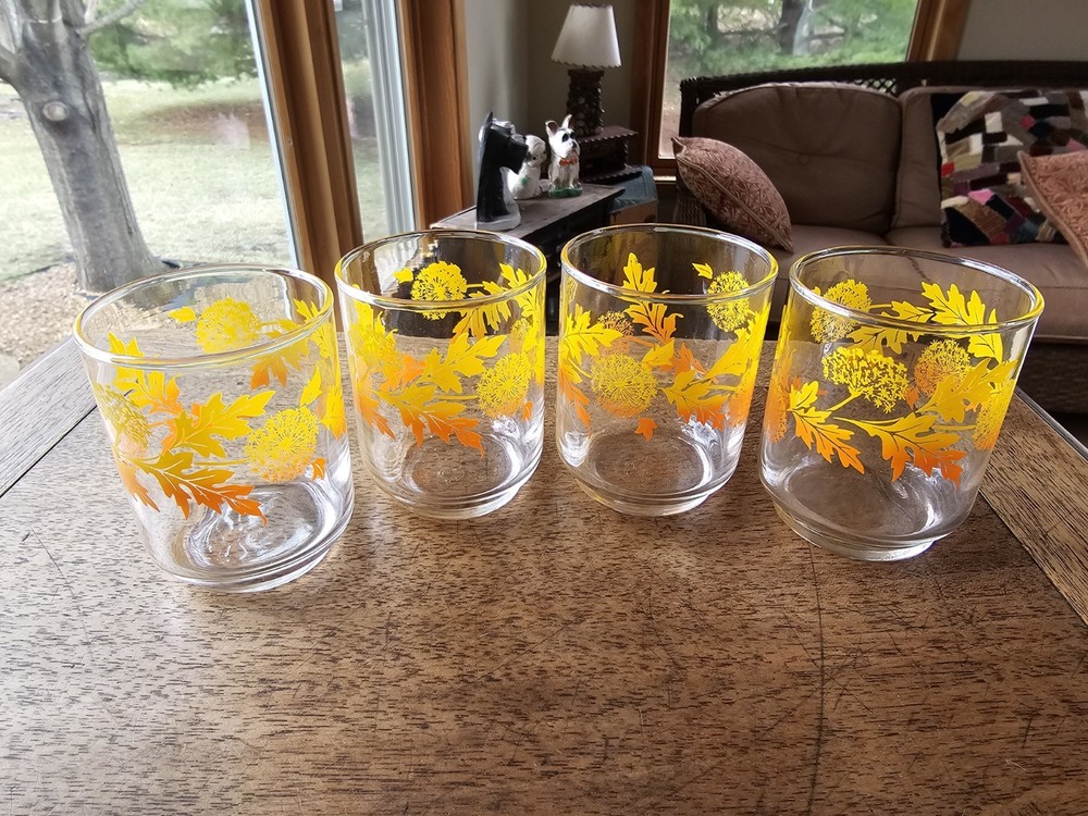 Vintage Libbey Dandelion Autumn 4oz. Juice Glasses Orange Yellow  Set of 4