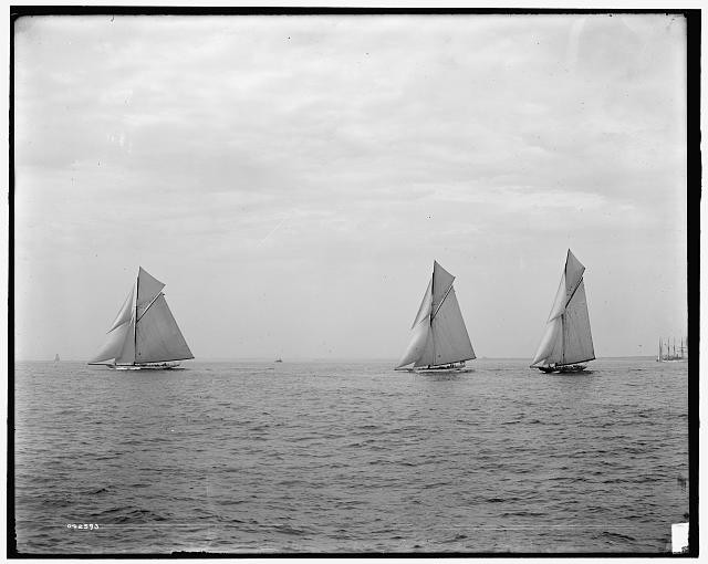 Yachts Constitution,Independence before start,sloop,America's Cup races,1901