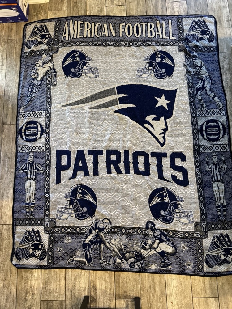 Vintage New England Patriots Large Blanket 92” x 75” America Football League NFL