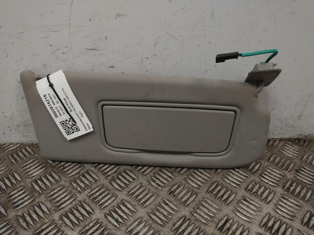 Volvo V50 Right Sun Visor for S Estate 2004-2013 Model 39859778