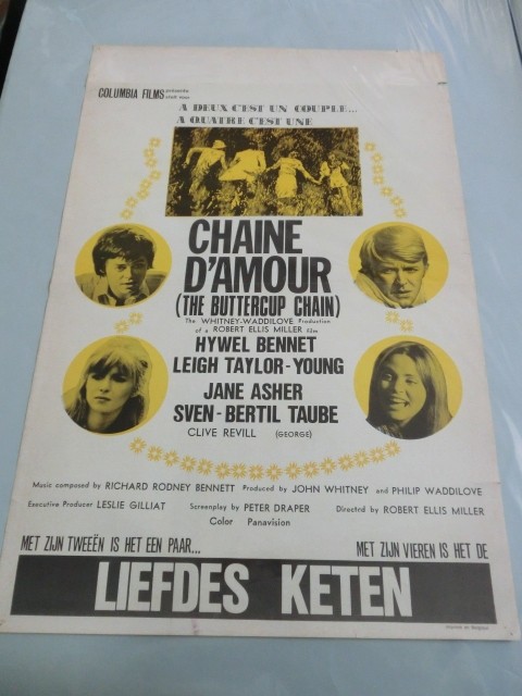 ButtercRanunculus 70s British Robert EllMiller Leigh TaylorYoung Jane Asher V4