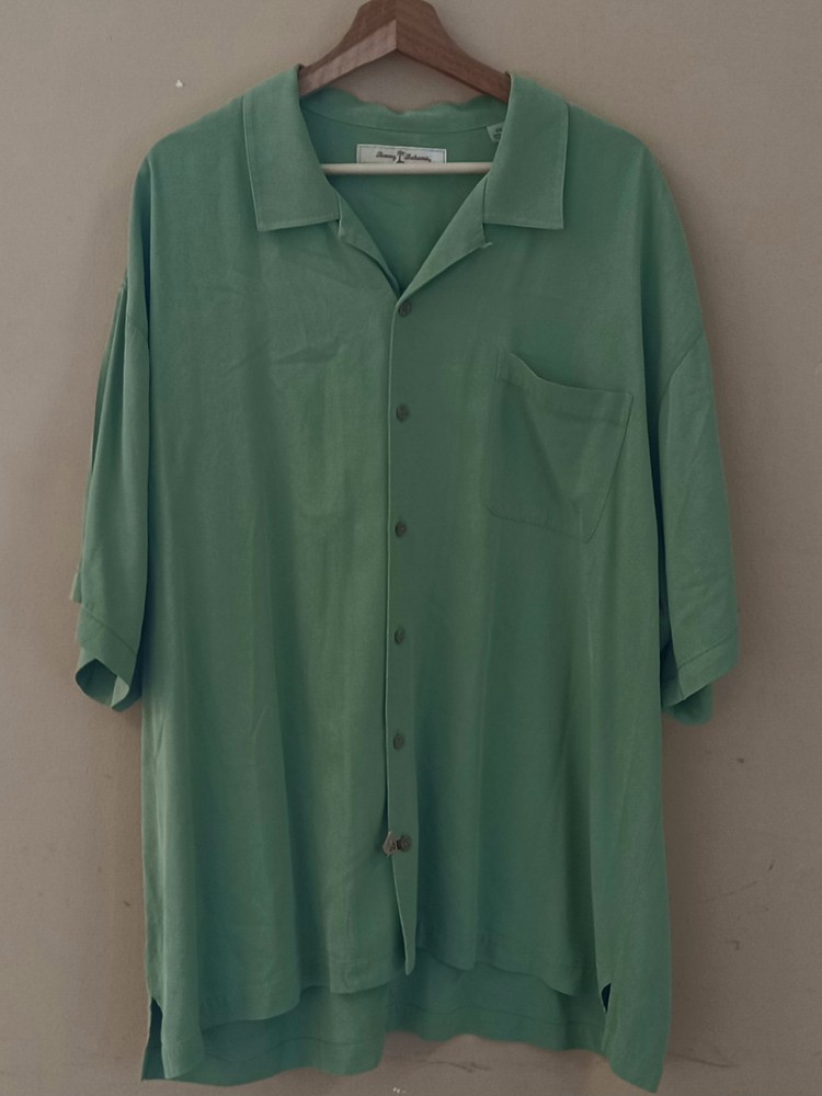 Tommy Bahama Mens Button Up Shirt Size XXL  Green Short Sleeve Silk