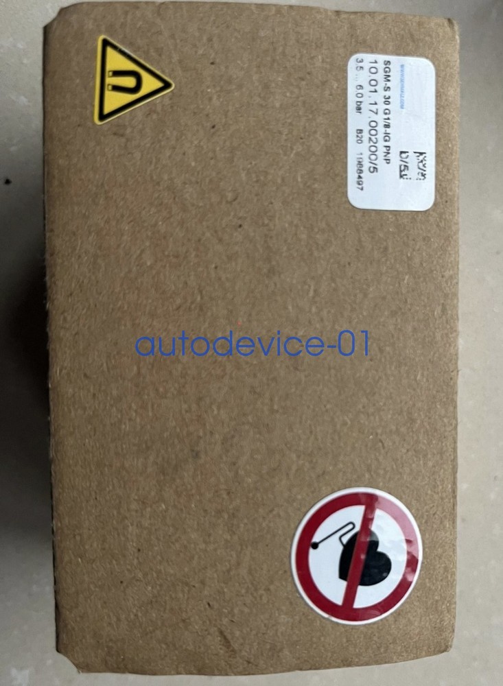 1pc for new SGM-S 30 G1/8-IG PNP Via DHL/FedEx
