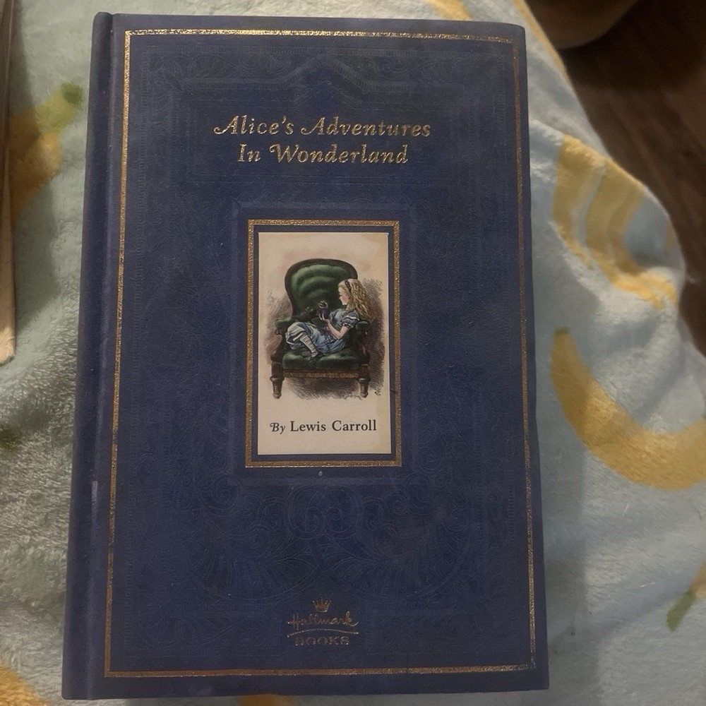 Alice's Adventures In Wonderland - Lewis Carroll 2000 Hallmark Velvet Hardcover