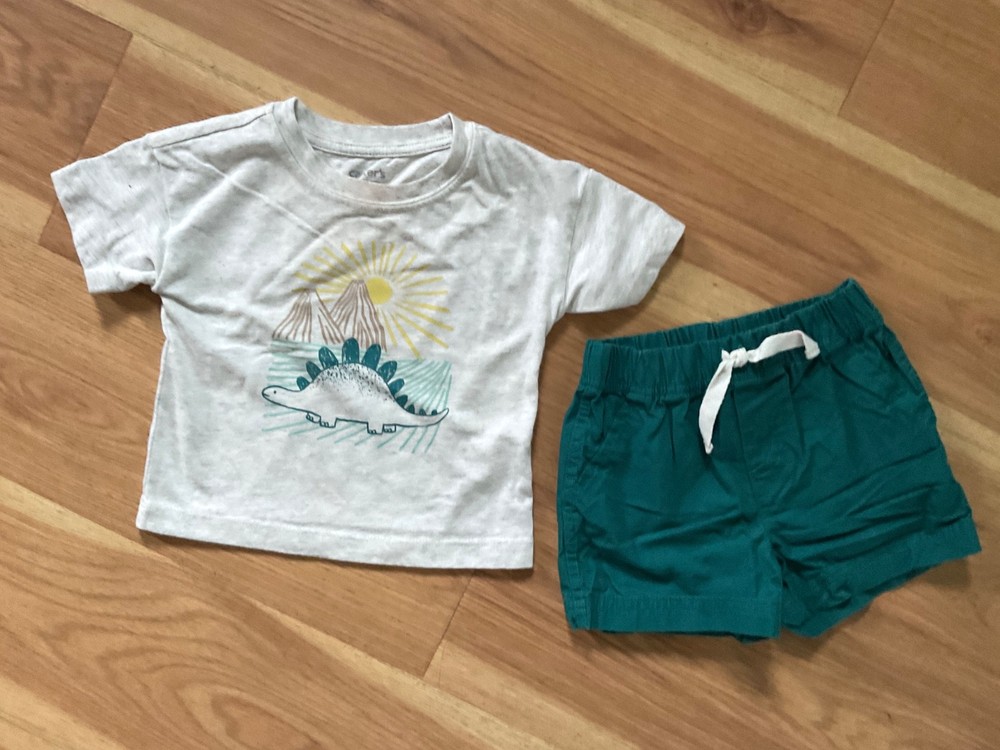 Carter’s Baby Boy 2 Pc Summer Short Set Size 9 Months