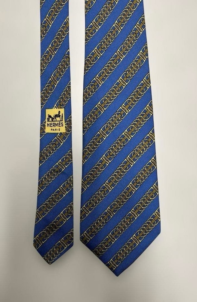 HERMES Necktie Tie Blue Made in France Authentic 100% Silk All over belt pattern