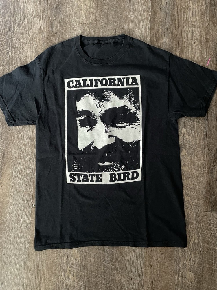 Charles Manson Vintage Y2K T Shirt California State Bird Punk Horror Medium Rare