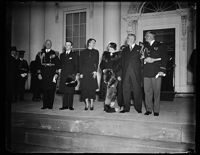 Photo:Washington DC 1937 Roosevelt Tweedsmuir White House Visit Canada