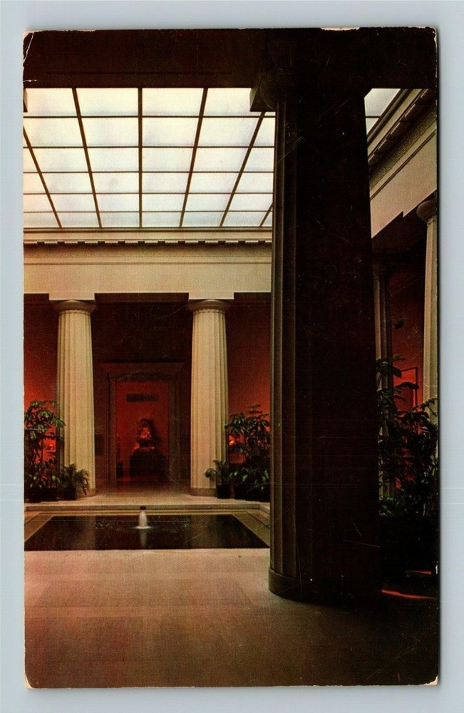 Richmond VA-Virginia, Museum Fine Arts, Display, Vintage Postcard