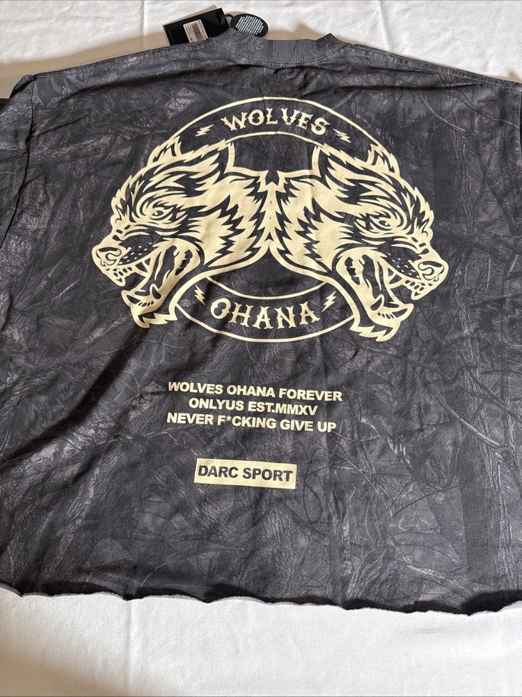 Darc Sport Wolves Ohana Forever Grunge Cut Size Small