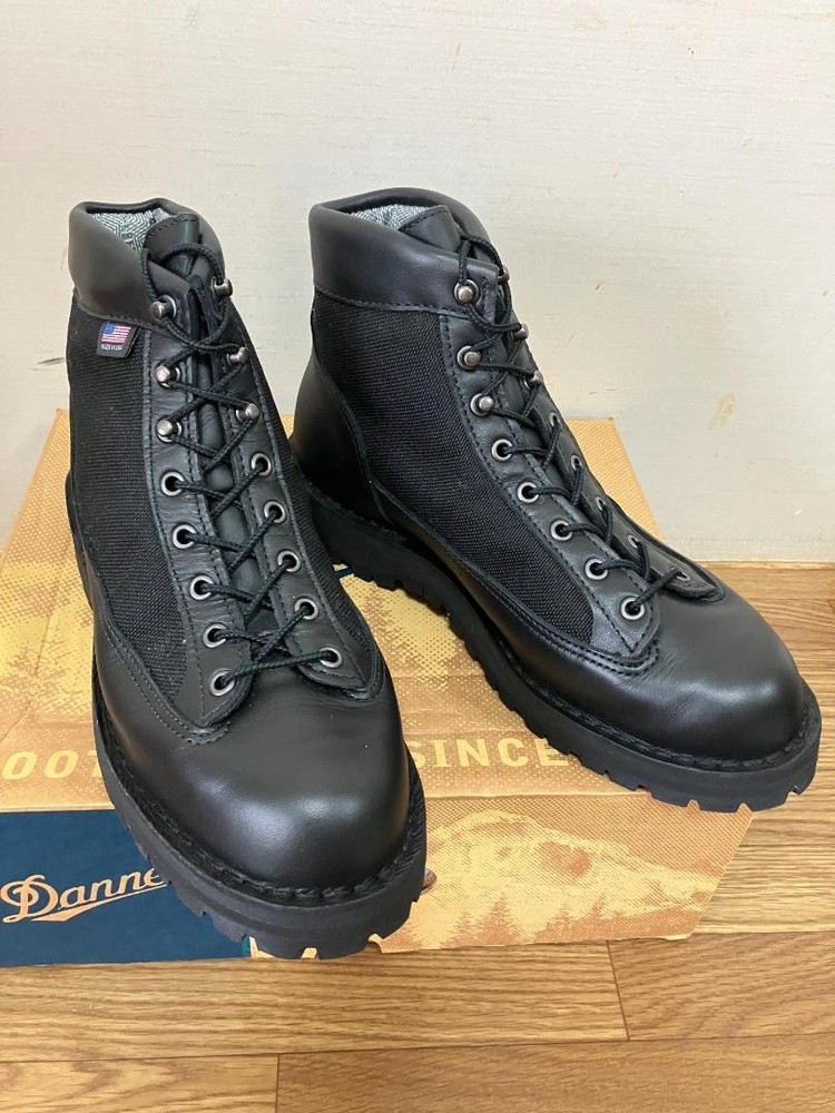 Danner Light 31400X Black US9EE Hiking Boots Used Tested with Box