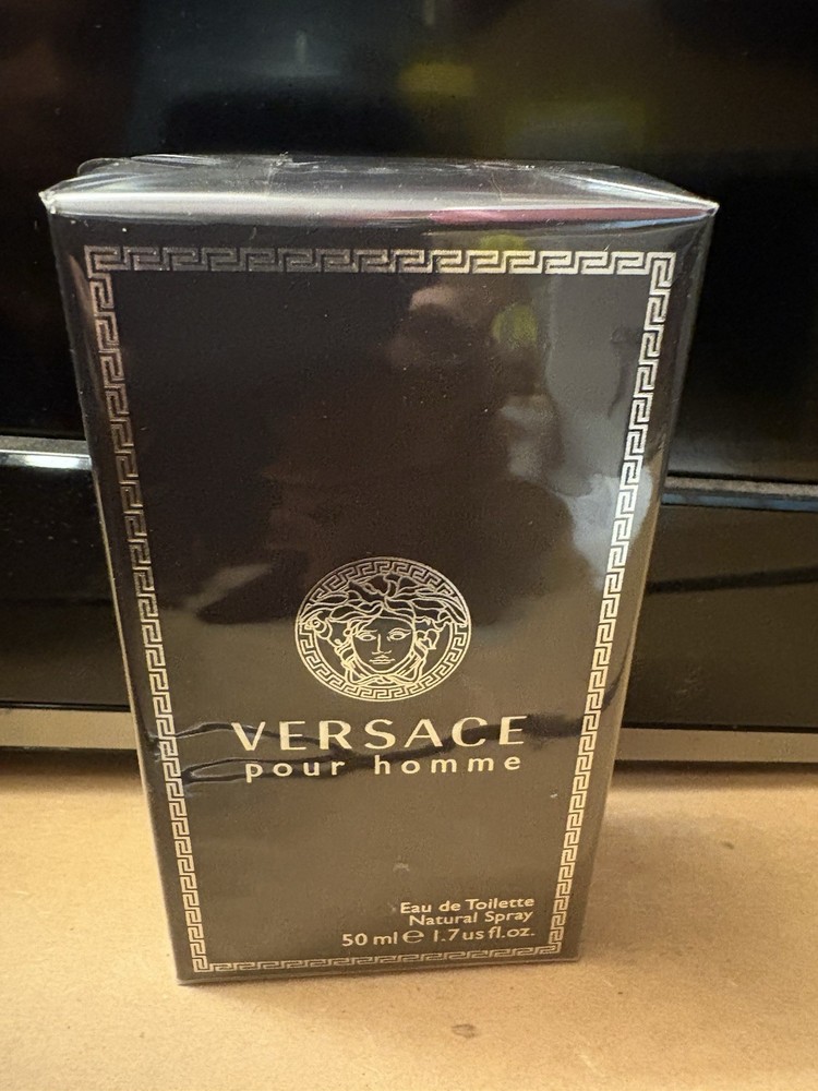 Versace Pour Homme Eau de Toilette Spray, Regular Size 1.7 fl oz