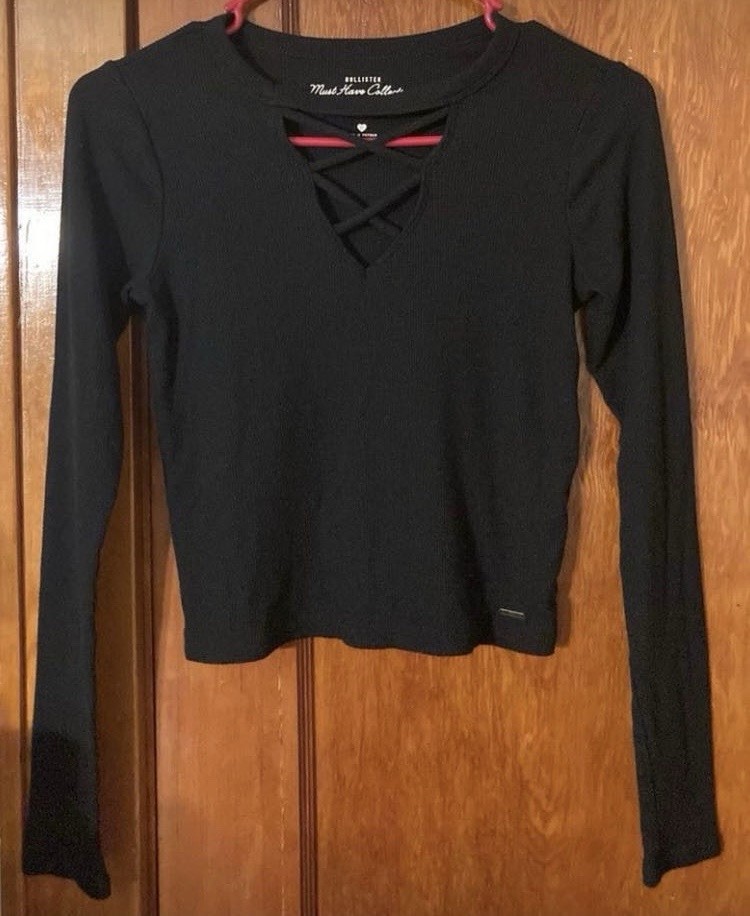 Hollister Womens Cropped Tee Casual Comfort Fit Top