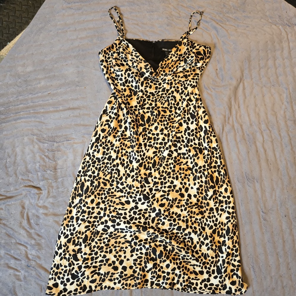BCBG Paris Midi Dress Women's Sz Small Leopard Print Summer/Night Out Dress Sexy