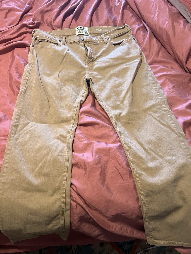 Mens ariat pants Size 40x30