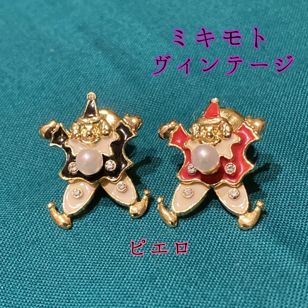 1 Mikimoto Clown Pin Badge