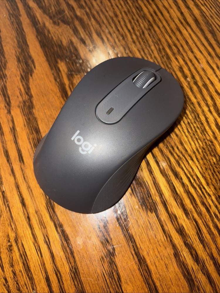 Logitech Signature M650 Bluetooth & BOLT USB Wireless Mouse for PC/MAC - Gray