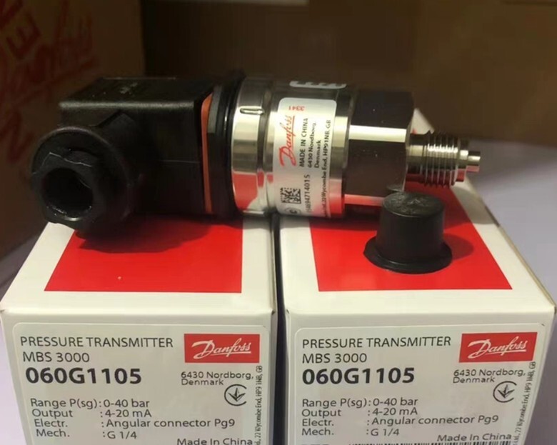 1PCS Danfoss  MBS3000 060G1105 pressure sensor