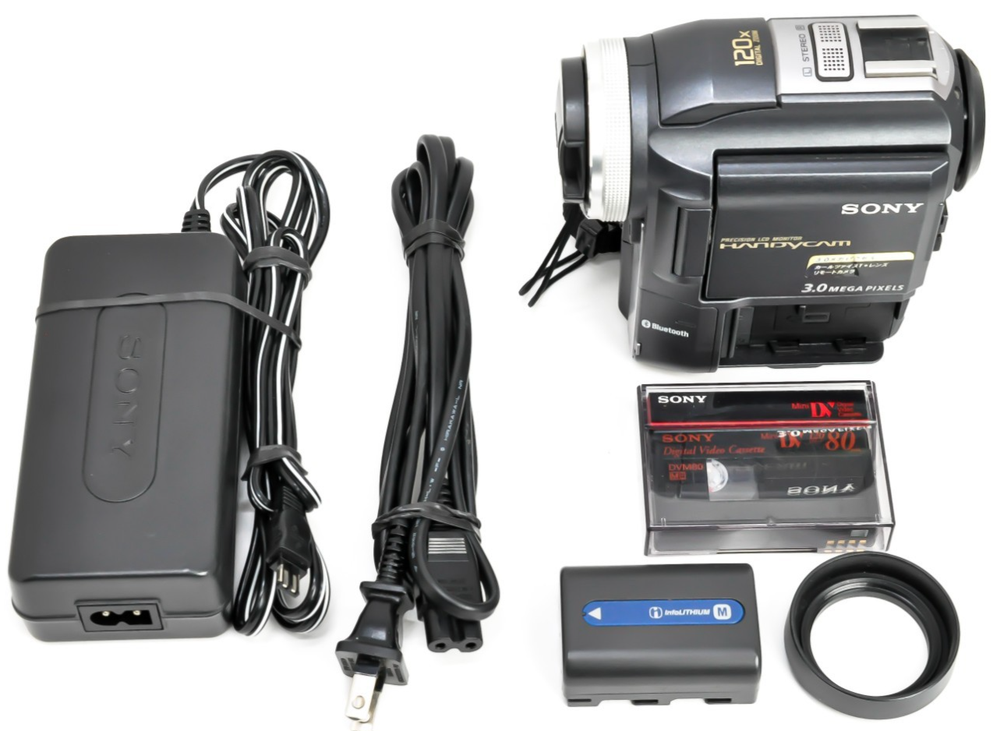 Sony Handycam DCR-PC300 Mini DV Camcorder with 120x Zoom & Nightshot from Japan