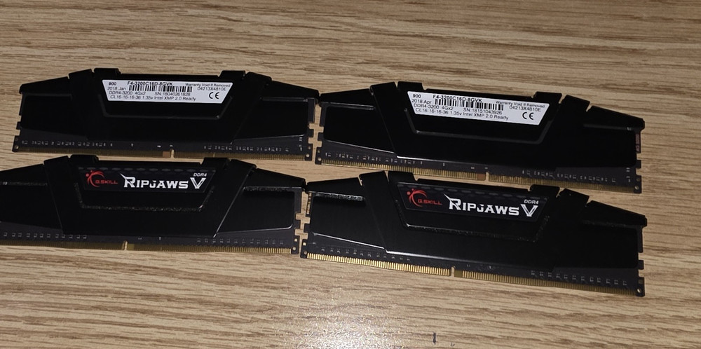 G.SKILL Ripjaws V DDR4-3200 DIMM 16GB (4x4GB) RAM PC4-25600 Memory