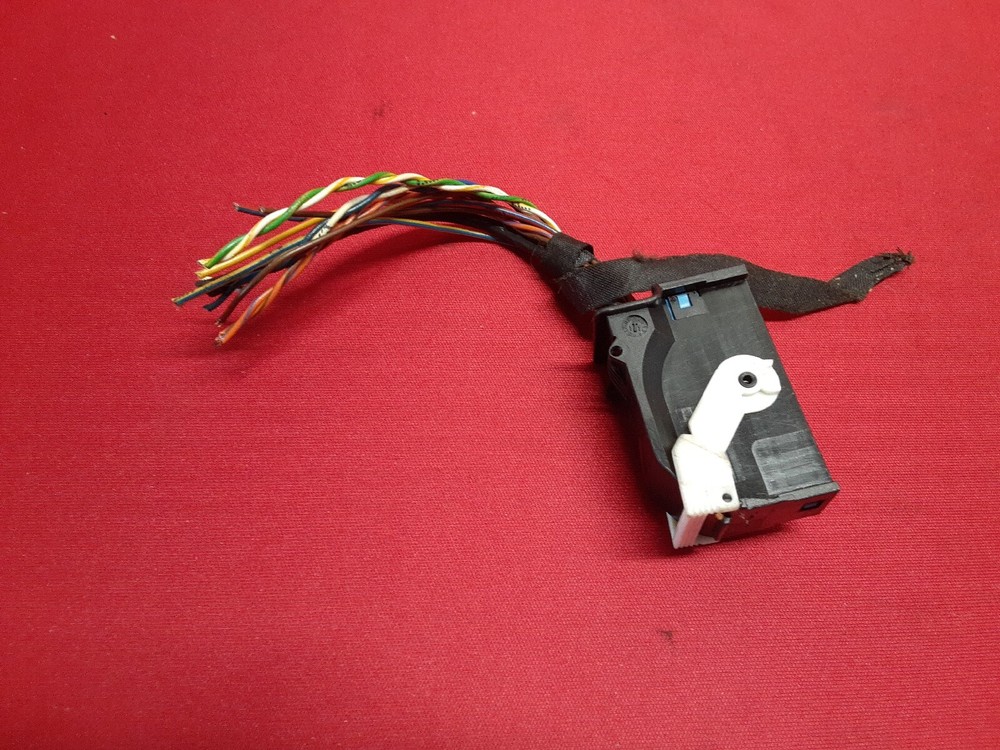 2011 2012 VW Volkswagen Tiguan Bluetooth Communication Interface Module  PIGTAIL