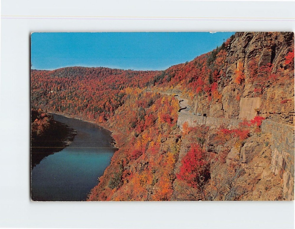 Postcard Famous View of Route 97 & Delaware River Hawk's Nest New York USA