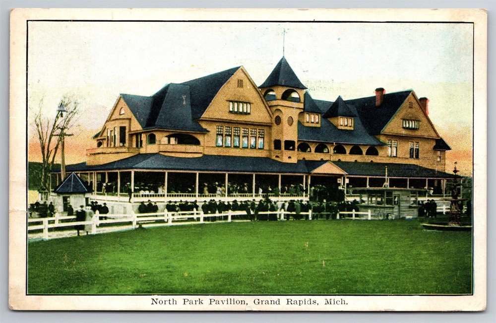North Park Pavilion From The Lawn Grand Rapids MI C1907 Postcard N26