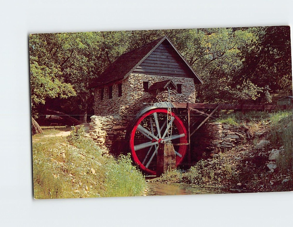 Postcard Ye Ol' Mill Memo of Yore Spook Cave Iowa USA