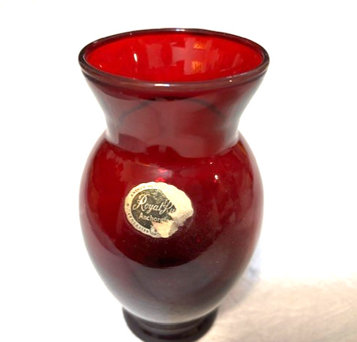 Vintage Anchor Hocking Royal Ruby Red Glass Vase 6.5