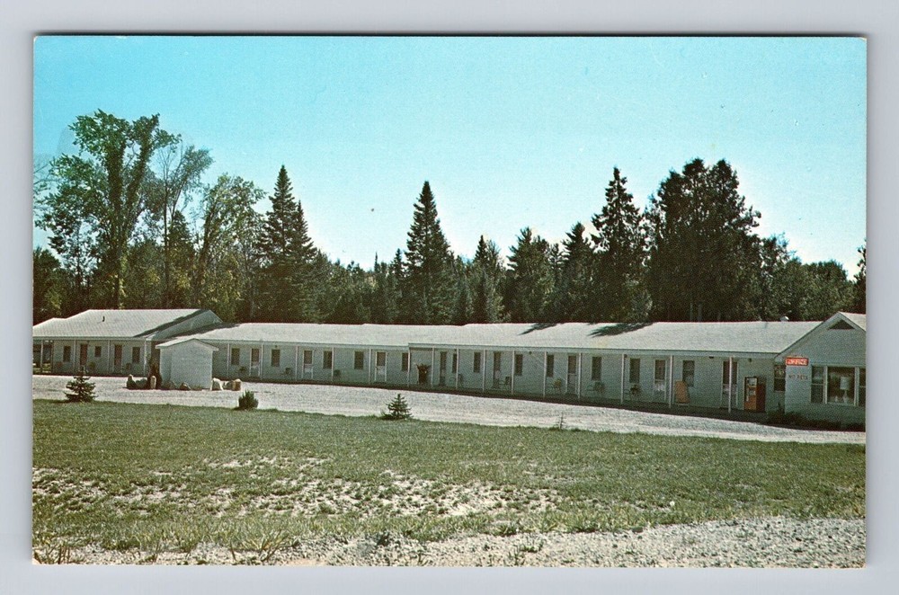 Indian River MI-Michigan, Happy Hollow Motel, Vintage Postcard