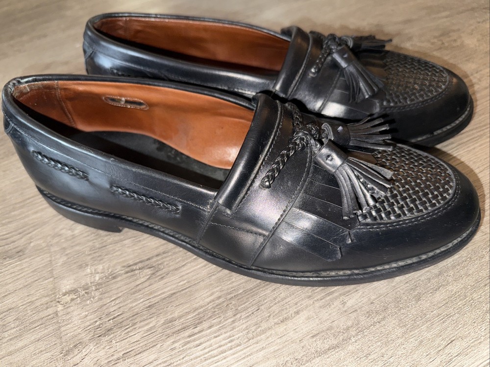 Allen Edmonds Black Size 10.5  D 