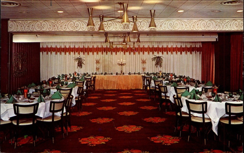 Far Hills Inn ~ Somerville NJ New Jersey ~ Coronet Room interior ~1950s postcard