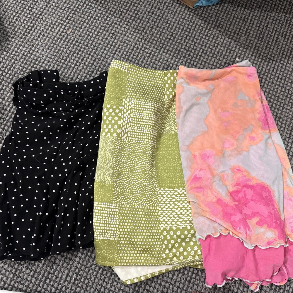 Lot of 3 Spring Skirts Women’s Small Zara Kendall & Kylie, Wild Fable