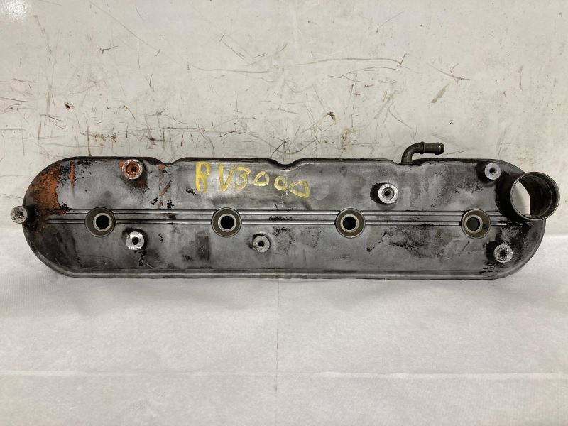 SILVRDO15 2004 Valve Cover 1510483