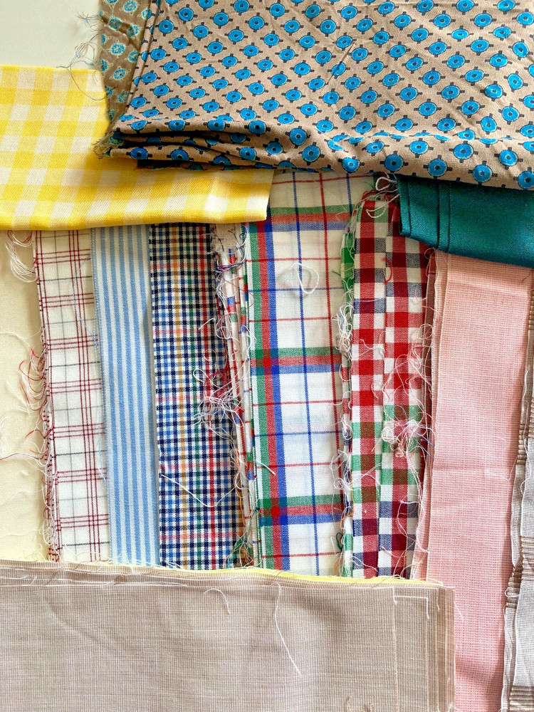 Vintage FABRIC SCRAPS PIECES QUILTING CRAFT  85+ pcs. 8 x 3