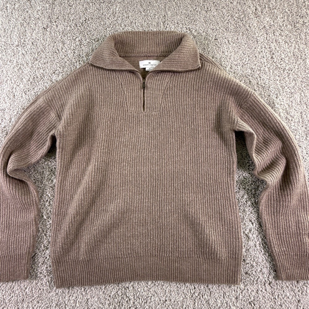 NWOT Modern Ambition Men's Merino Blend Wool Sweater Size Medium Brown