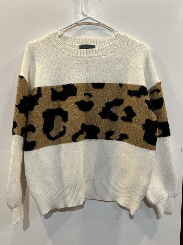 Dress Up Women’s Sweater White Cheetah Print Long Sleeve Size Small