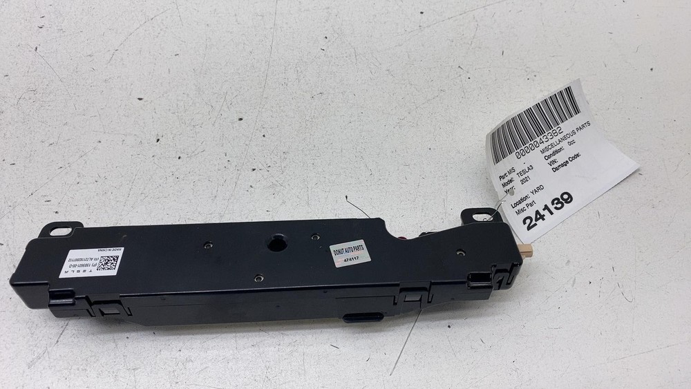 2017-2024 Tesla Model 3 Y WiFi Bluetooth Antenna Control Module 1585601-00-D OEM