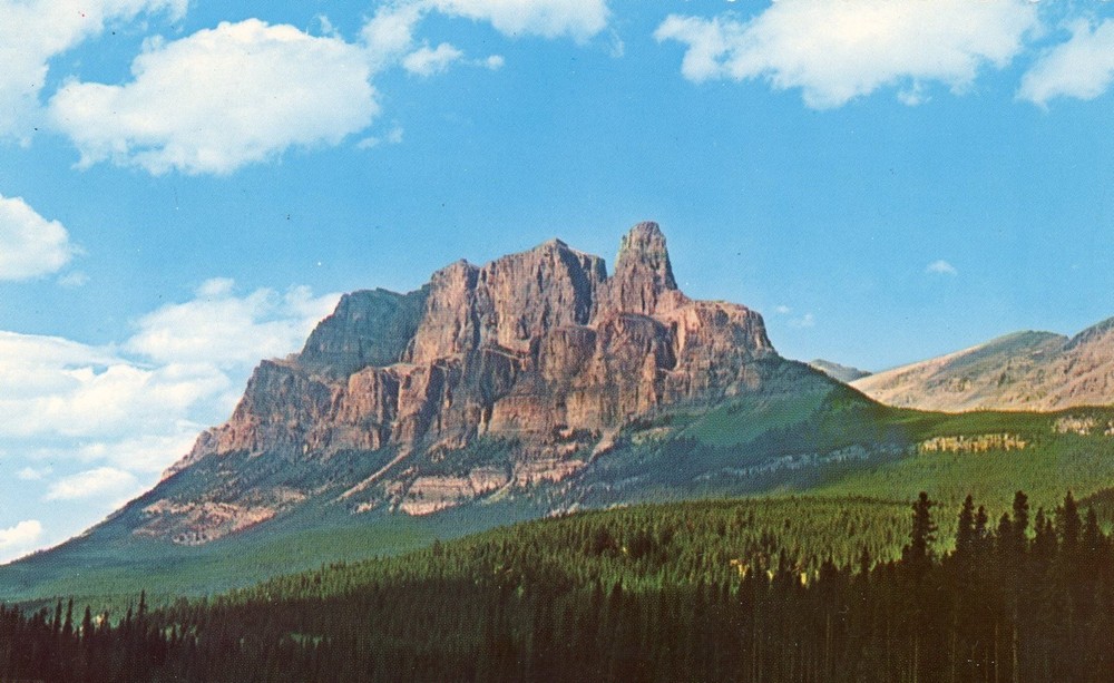Mt. Eisenhower, Banff National Park, Alberta, Canada, UNP, VG --POSTCARD