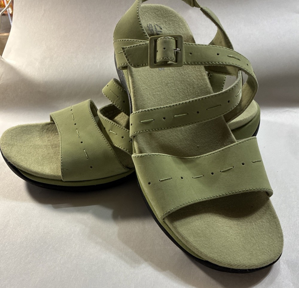 Clarks Springers Sandals 11 Wide Slingback Green Leather Suede Open Toe Comfort