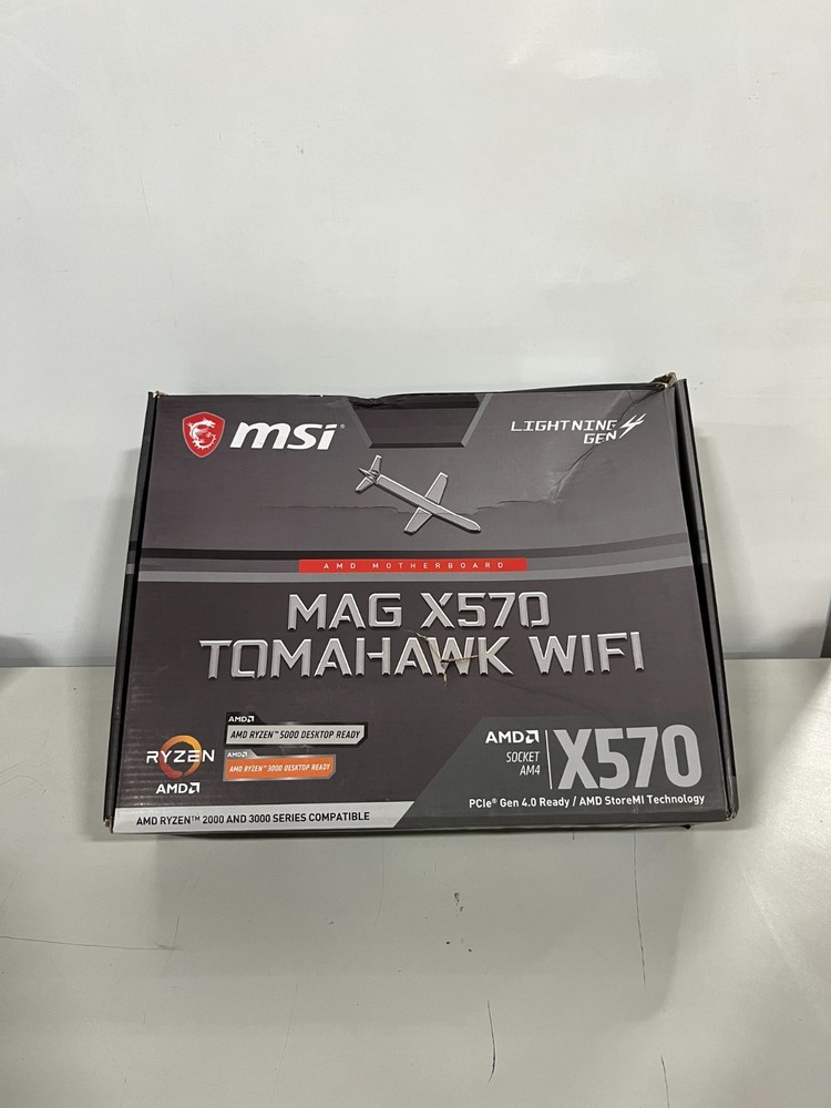 MSI MAG X570 TOMAHAWK WIFI Motherboard AMD X570 Socket AM4 DDR4 M.2 ATX USB 3.2