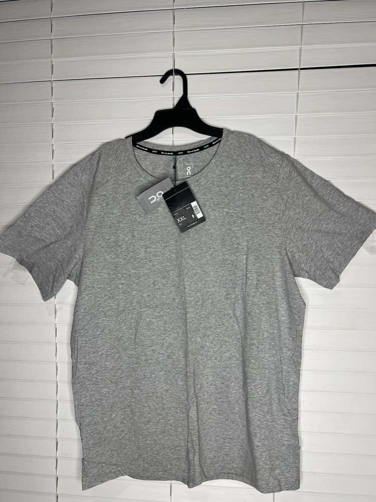 On Cloud Running T Shirt Mens Size M Gray Short Sleeve Lightweight Logo
