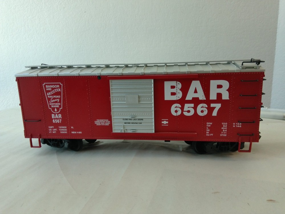 USA Trains R19066 G Scale Steel Box Car Bangor & Aroostook #6567