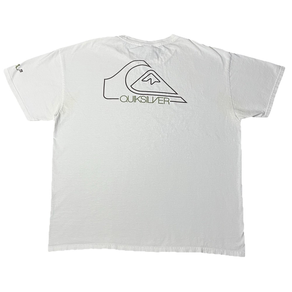 Vtg Quiksilver Boxy White Graphic T Shirt Mens 2XL Surf Skate Y2K Wave Logo Tee