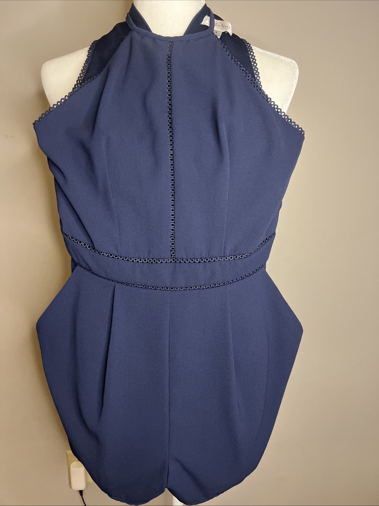 Premier Amour Women’s Navy Blue Romper Shorts Size 4 Sleeveless V Neck Pockets
