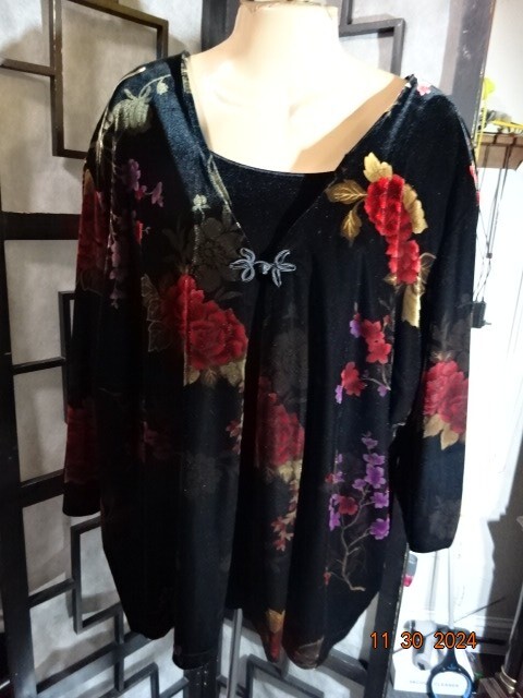 Women's Black Velvet Cardigan Tank Duet Top Laura Scott Floral Size 20/22W