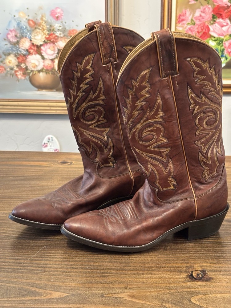 JUSTIN Men's 1560 Chestnut Cowhide Cowboy Boots in Brown Leather Size 9.5D