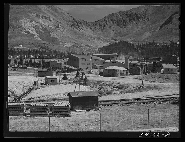 Photo:Climax Colorado 1941 Molybdenum Company Mine Mountain View