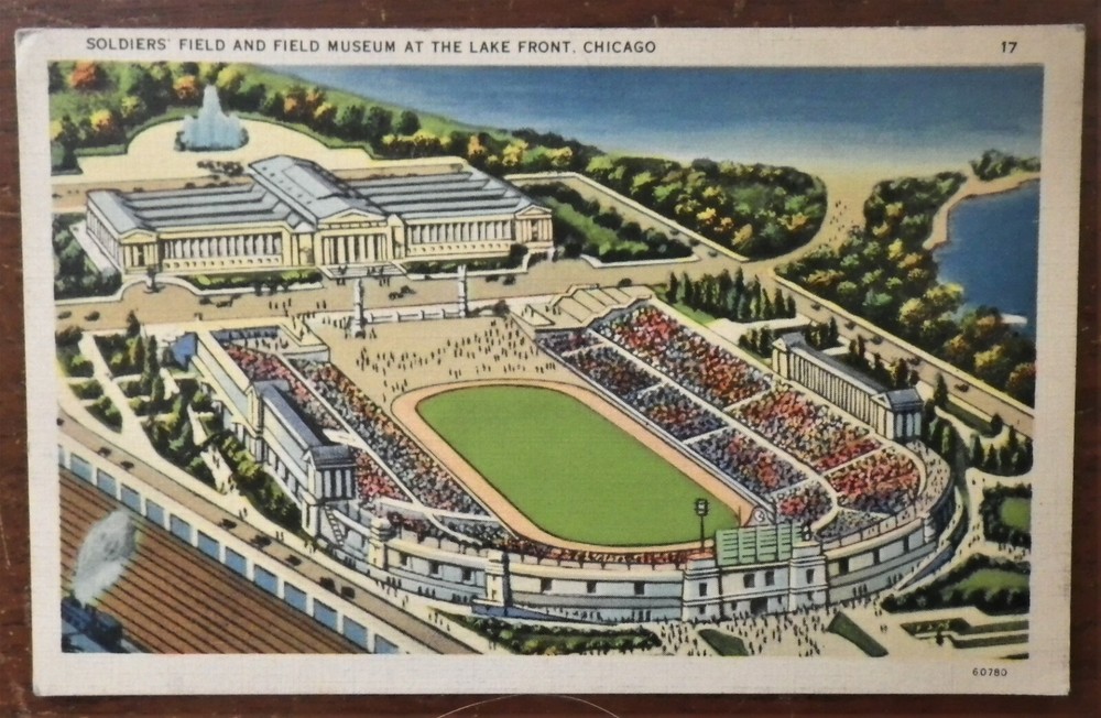 Soldiers' Field & Field Museum At The Lake Front Chicago, Illinois Postcard